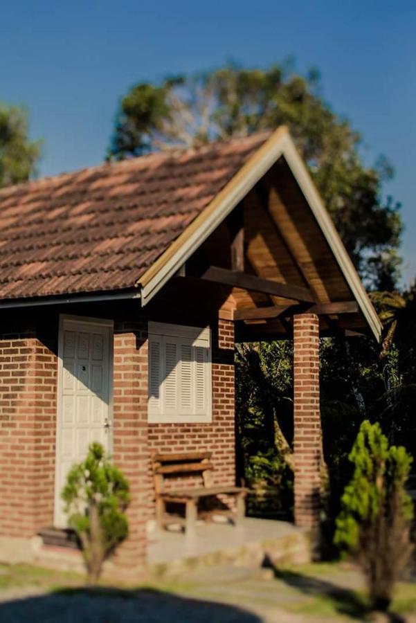 Estalagem Villaggio Alpino Канела Екстериор снимка